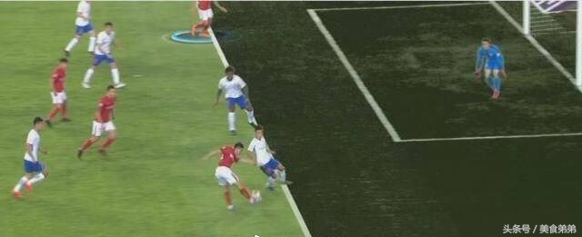 高拉特单刀被判越位视频误判,高拉特进球被吹越位