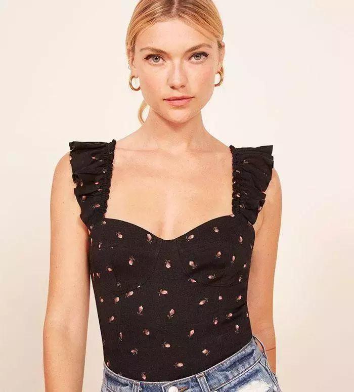 吊带怎样穿才好看,吊带怎么穿好看又显身材