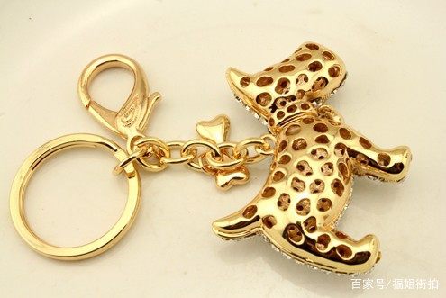 属狗人，您是哪年出生的？看看是不是金犬命