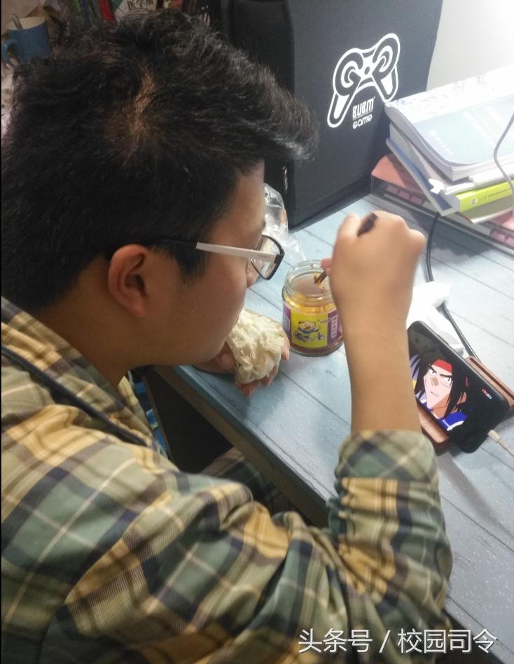 64%的大学生用花呗买奢侈品!花呗正在一步步毁掉年轻人的生活