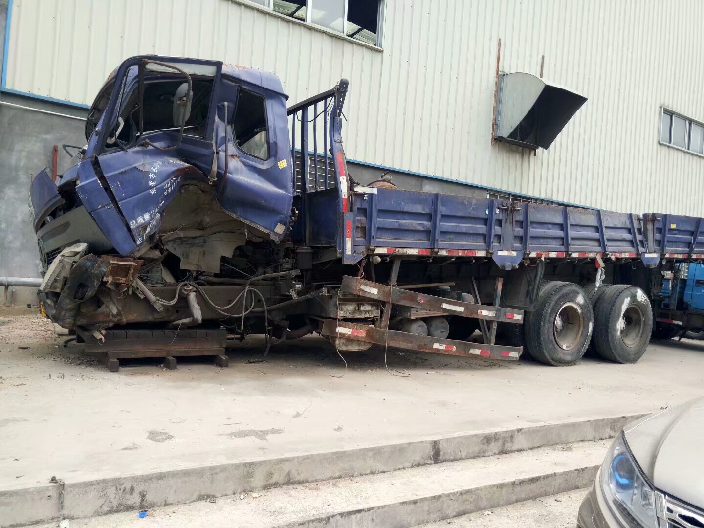 东莞长安镇有哪些工厂招聘,东莞长安工厂招工最新视频