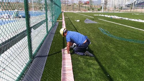 广东全塑型塑胶跑道施工,广州运动场塑胶跑道铺设