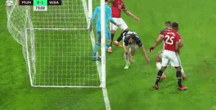 他一头顶翻曼联，助曼城提前5轮夺冠！撞名周杰伦的Jay罗啥来头？