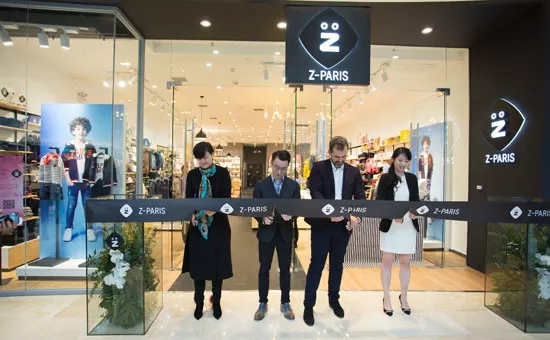 服饰零售行业如何突围 (服饰行业关店潮)