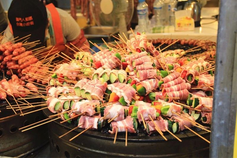 4月机票白菜价！郑州出发低至160，最快1.25小时即达！