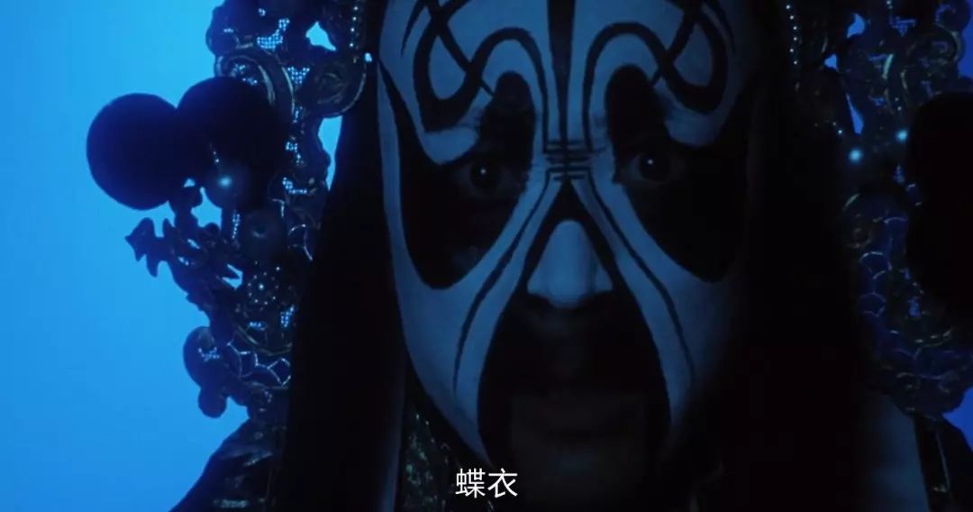 口欲的施虐到*欲情**的压抑，从程蝶衣的阉割到真虞姬的自刎