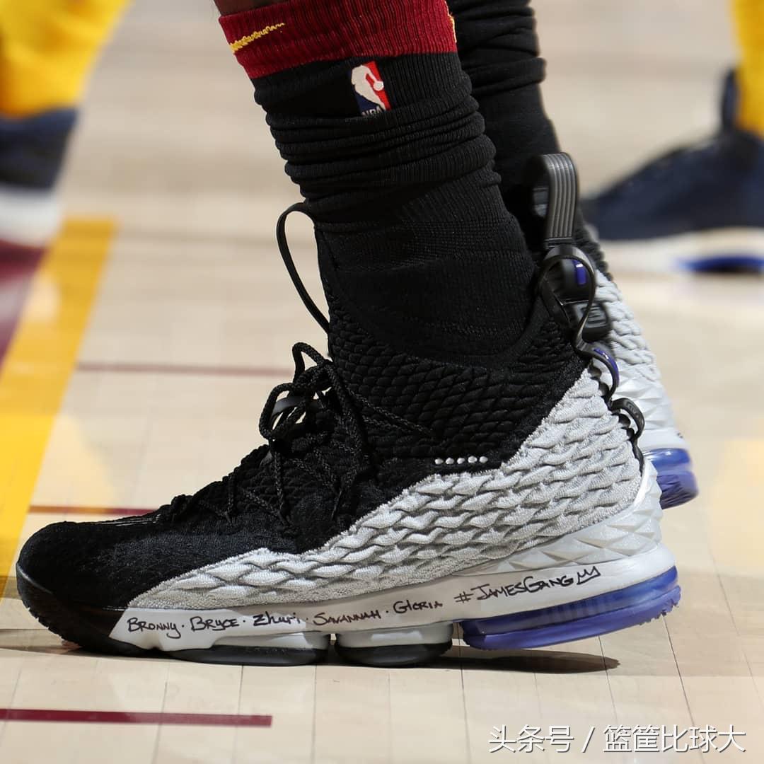 塔图姆总决赛抢七科比,塔图姆与科比训练视频