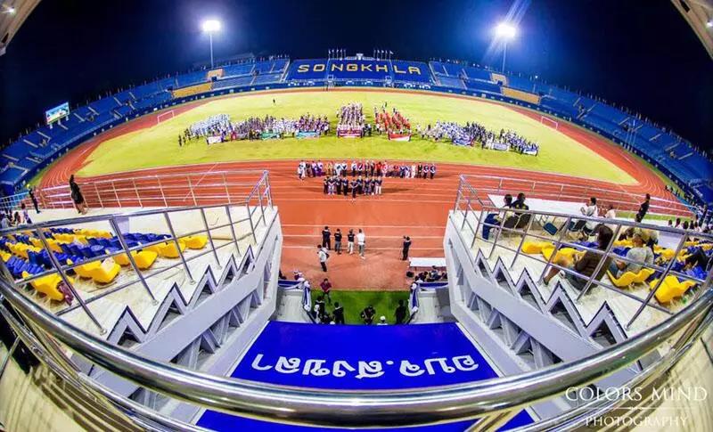 盘点：炼尸房边、大海之滨和群山环绕的泰国十大神奇球场