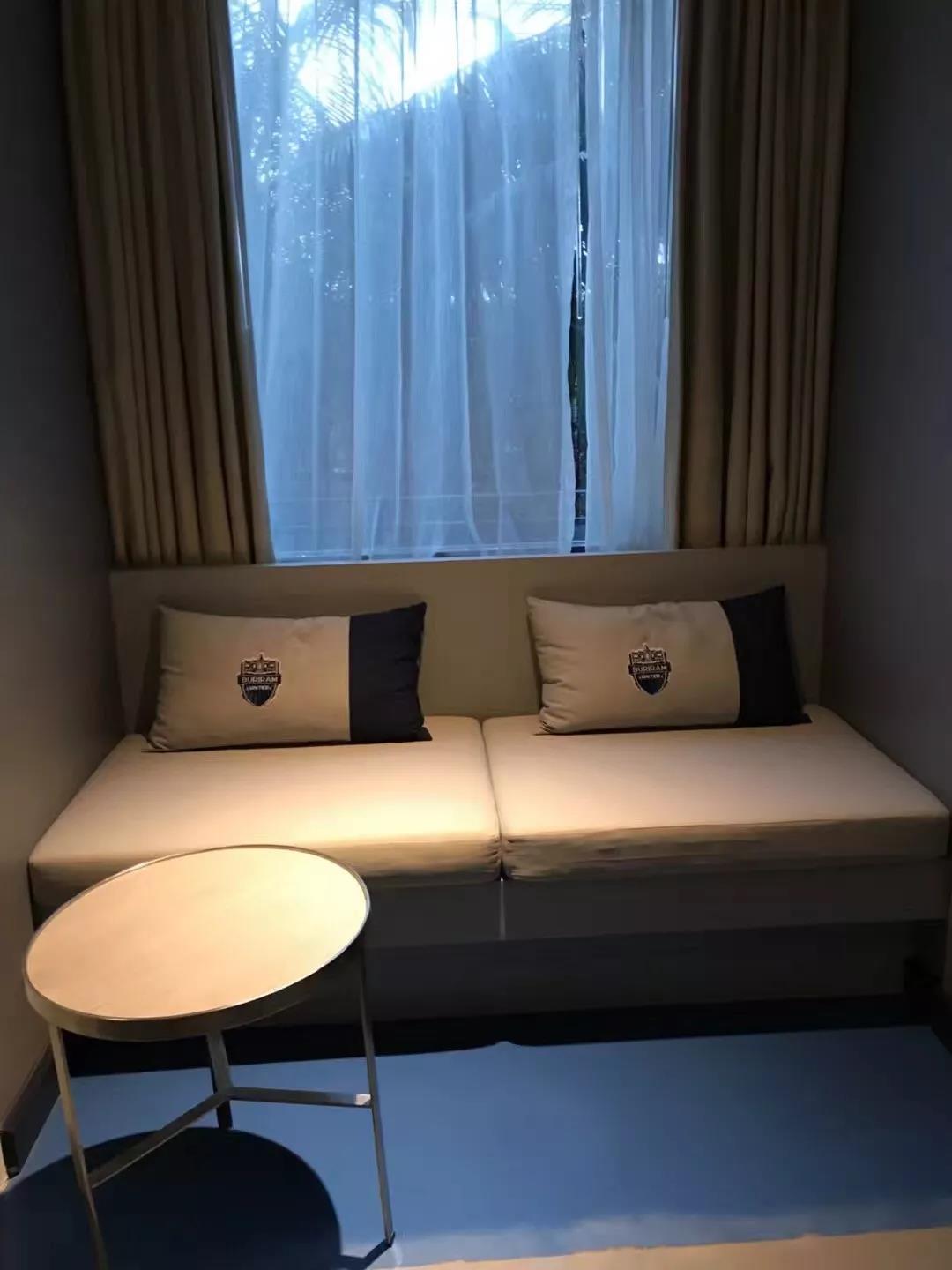 盘点:炼尸房边、大海之滨和群山环绕的泰国十大神奇球场