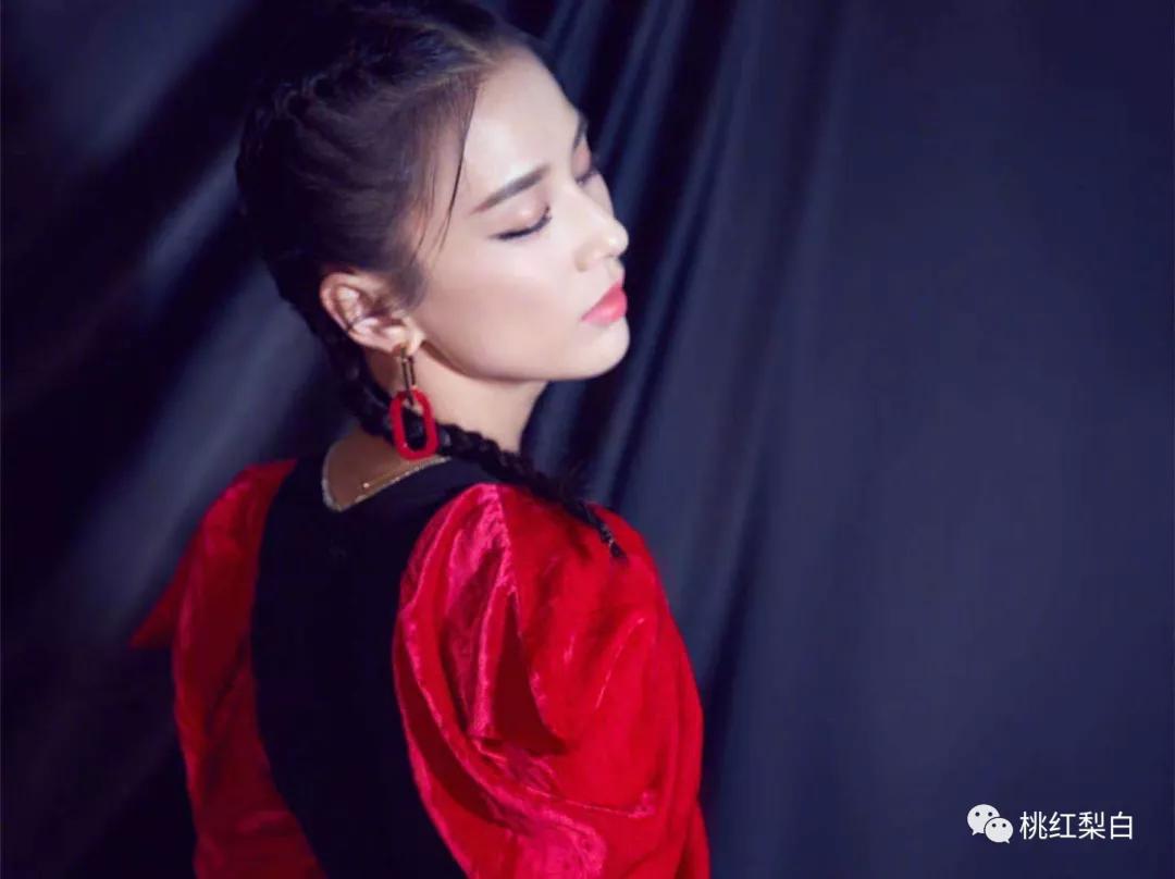 黄圣依和刘敏涛,女明星刘敏涛