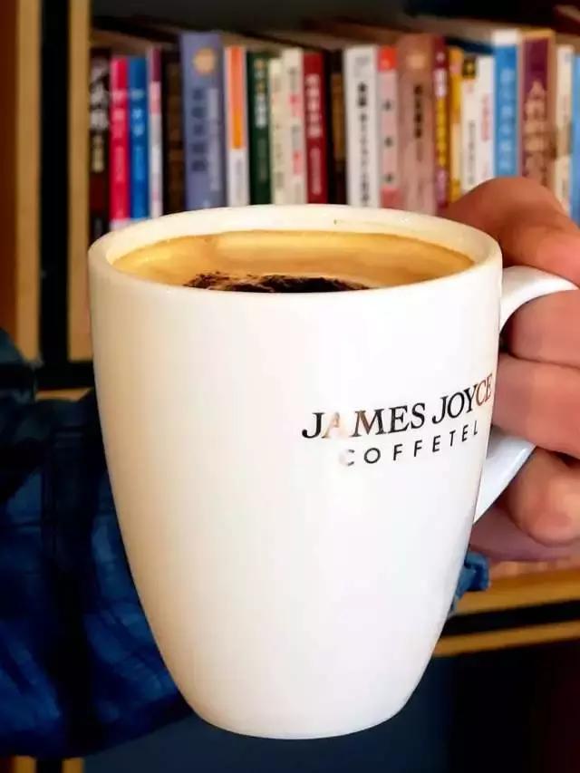 你与美食之间只有一堵墙的距离,你与海鲜的距离只差一个早市