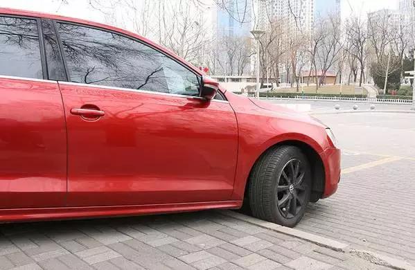 汽车托底怎么处理最好,车托底会出现什么情况