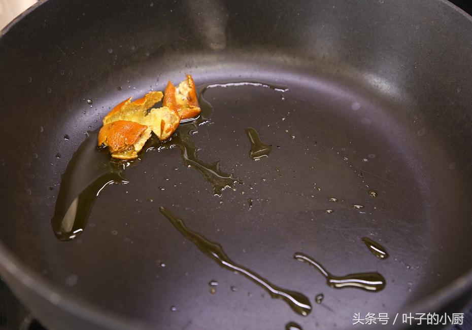 煎鱼不散的小窍门,煎鱼不腥的小诀窍