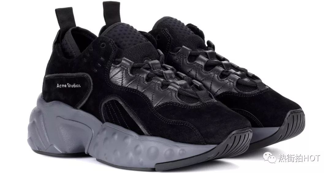 巴黎世家triples老爹鞋白色穿搭,除了巴黎世家还有什么鞋