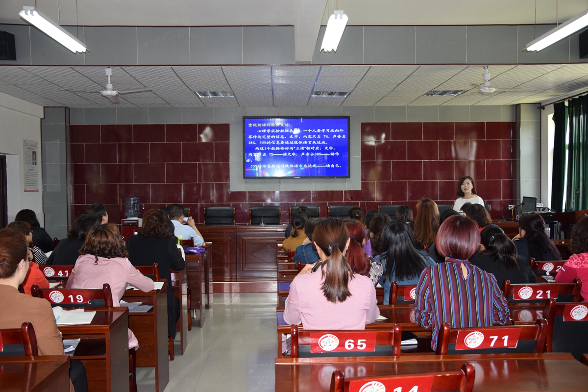 仲勋学校与龙岗学校小学部“手拉手”研学活动暨“大学区联盟”活动纪实