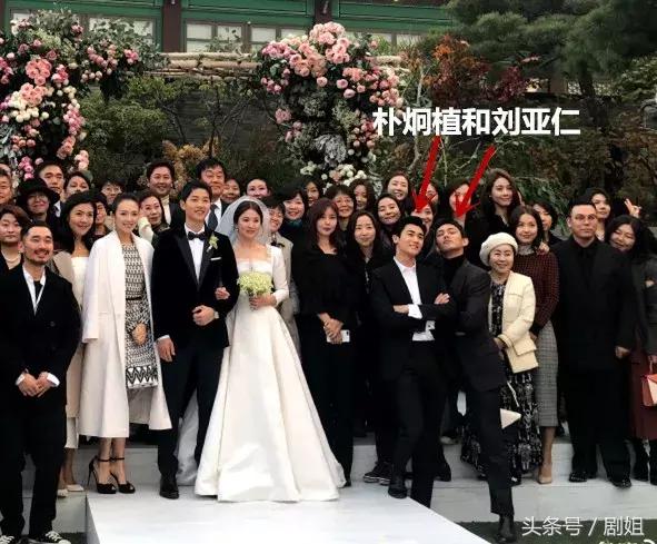 如今27岁却沦落成三线演员,18线演员能变成一线演员吗