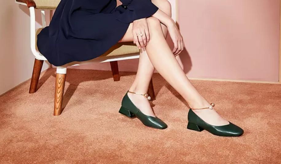 复古方头鞋怎么搭配好看,文艺森系复古小丑方头鞋