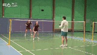 动图演示羽毛球混双技术提升技巧，男女搭配，打球不累！