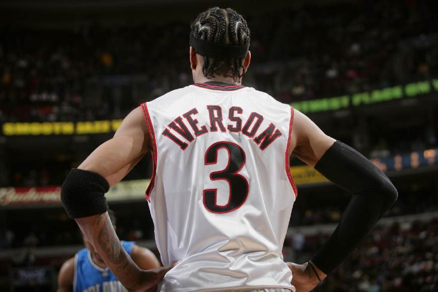 为什么球场上很少有人穿23号球衣,野球场穿几号球衣的人厉害