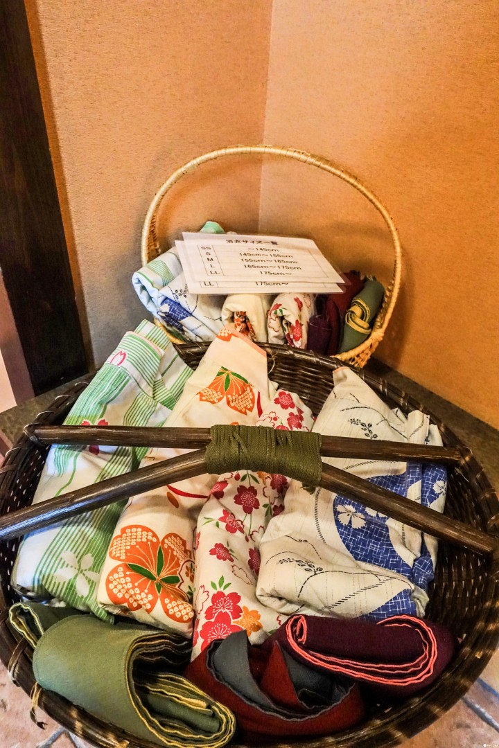 到雄琴温泉琵琶湖花街道温泉旅馆穿浴衣品近江牛！