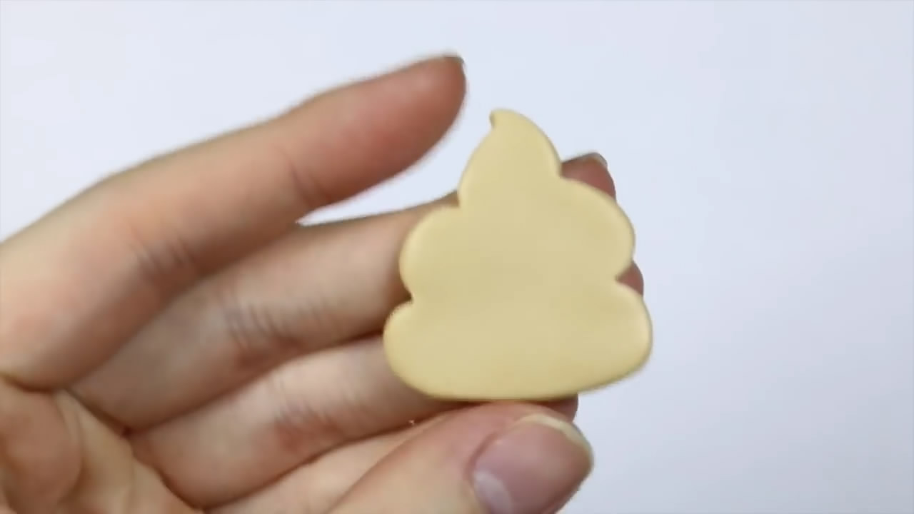 如何制作可爱的小饰品,自己怎么做简单的手工小饰品