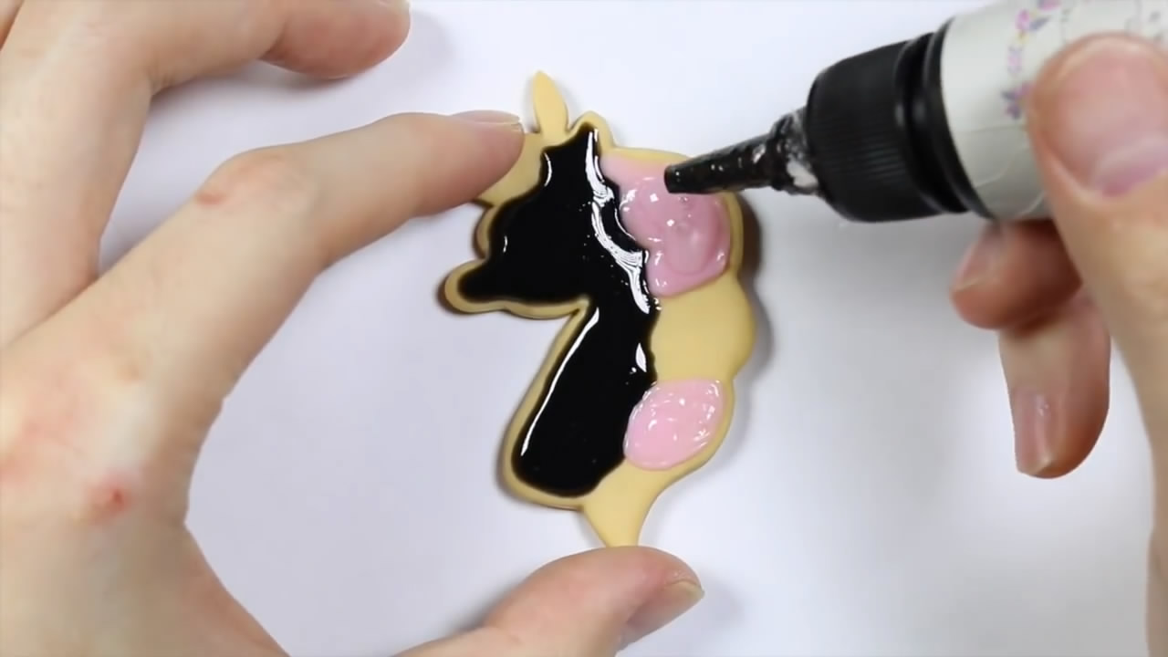 如何制作可爱的小饰品,自己怎么做简单的手工小饰品