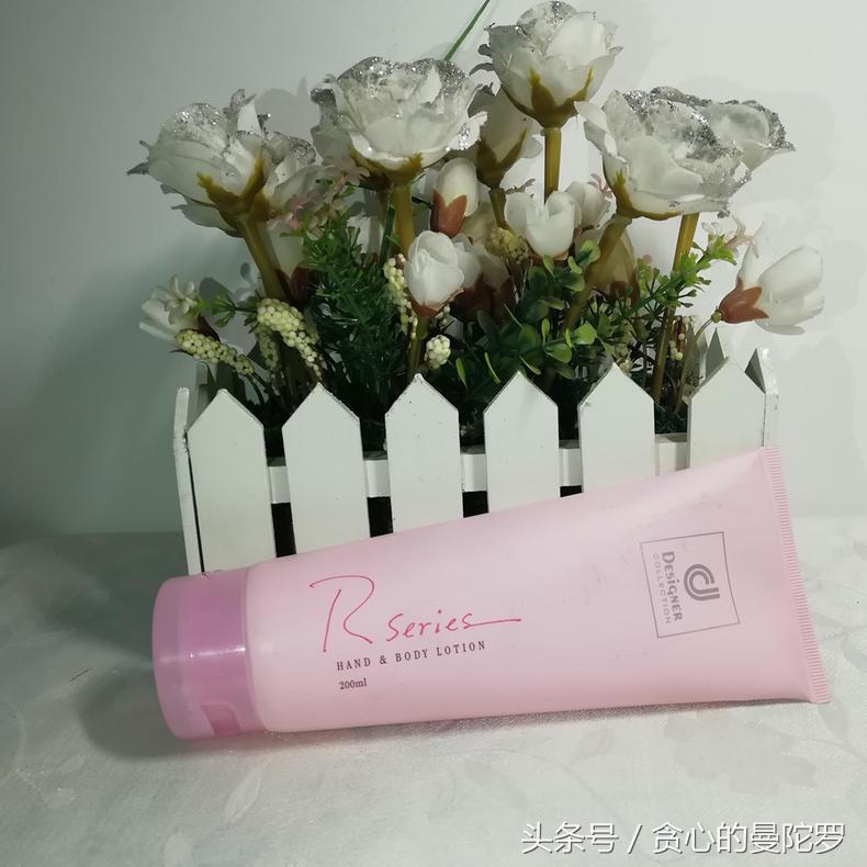 烟酰胺身体乳保湿滋润,润体乳亲测