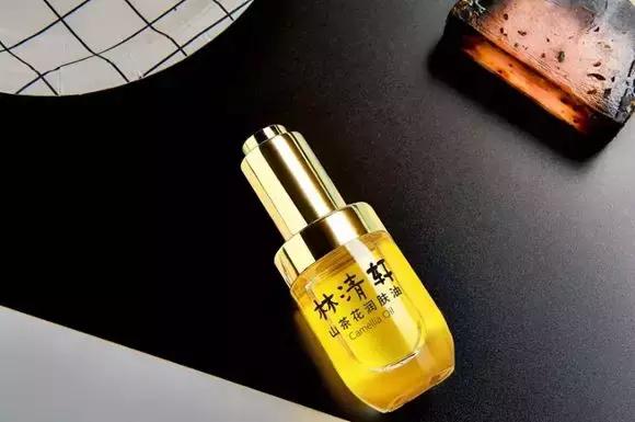 雅诗兰黛小棕瓶精华值得入手吗,雅诗兰黛小棕瓶精华值得买吗