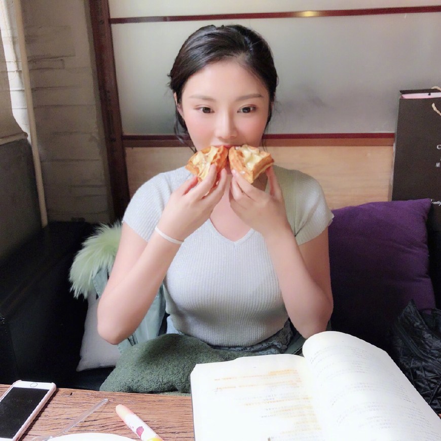 大嫂徐冬冬惊艳亮相,徐冬冬海边素颜照曝光