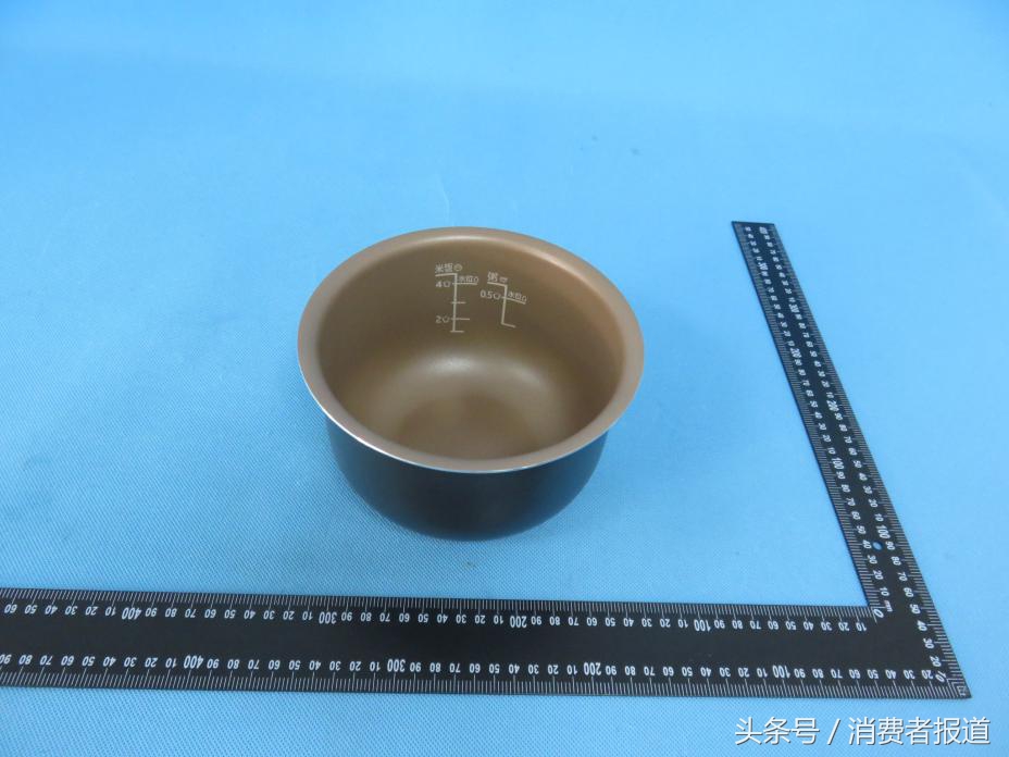 电饭煲内胆有轻微划痕怎么解决,电饭煲内胆耐磨测试