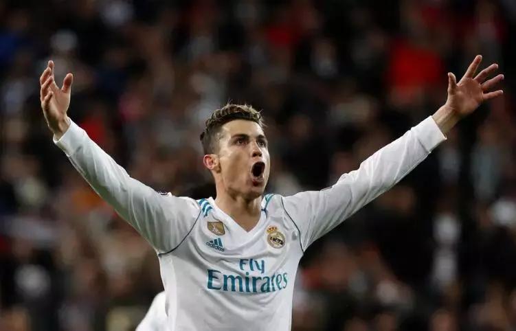 鹿晗：我高中的风格像C罗，现在的风格像卢卡库加博格巴！