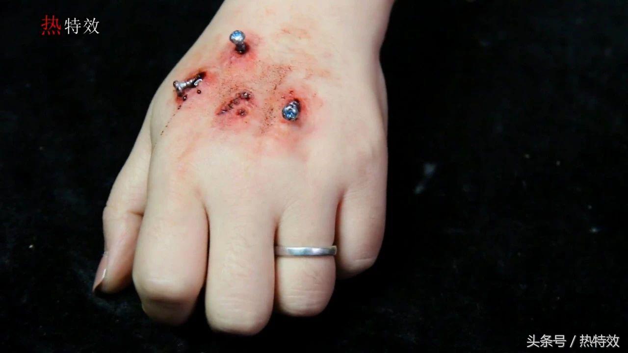 怎样把螺丝钉拧进去,螺丝钉怎么插进手背上