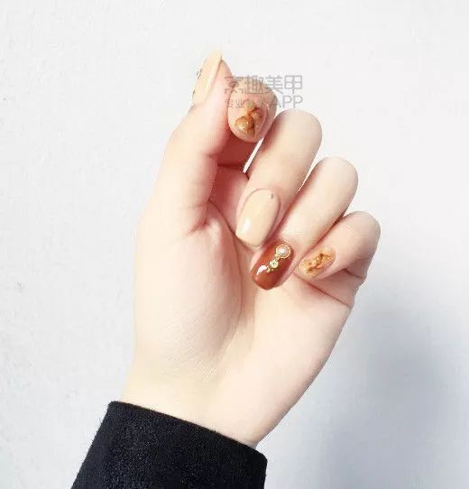 脏橘色美甲,one推荐美甲