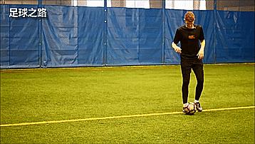 足球技巧：罗纳尔迪尼奥的五个经典过人技巧教学