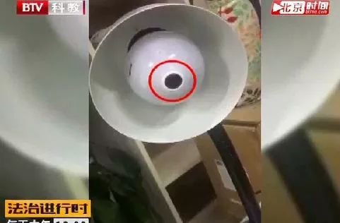 公司女厕所突然装了两盏LED灯还多了个神秘木盒