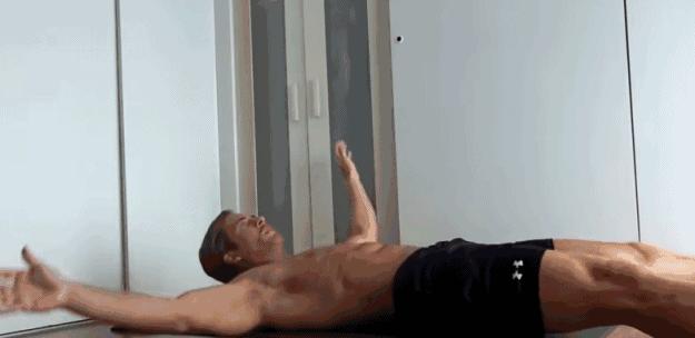 锻炼腹肌马甲线全套动作,锻炼腹肌和马甲线最好的动作