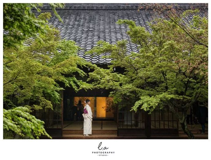 20岁玩摄影的人都混成什么样了,搞摄影的都是什么样的人