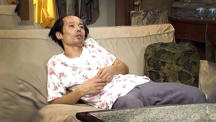 可以变成躺椅的椅子,能在沙滩上坐的折叠椅