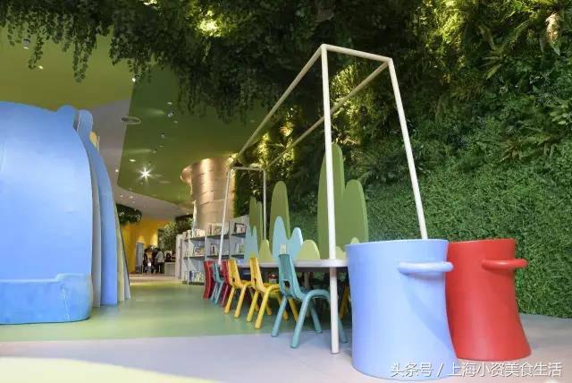 读书季让我们一起走进书香,读书环境优美的书店