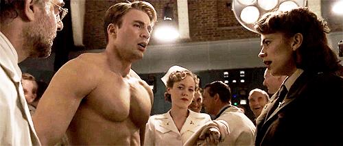 漫威天团回归，到底谁的肉体与装备更强？