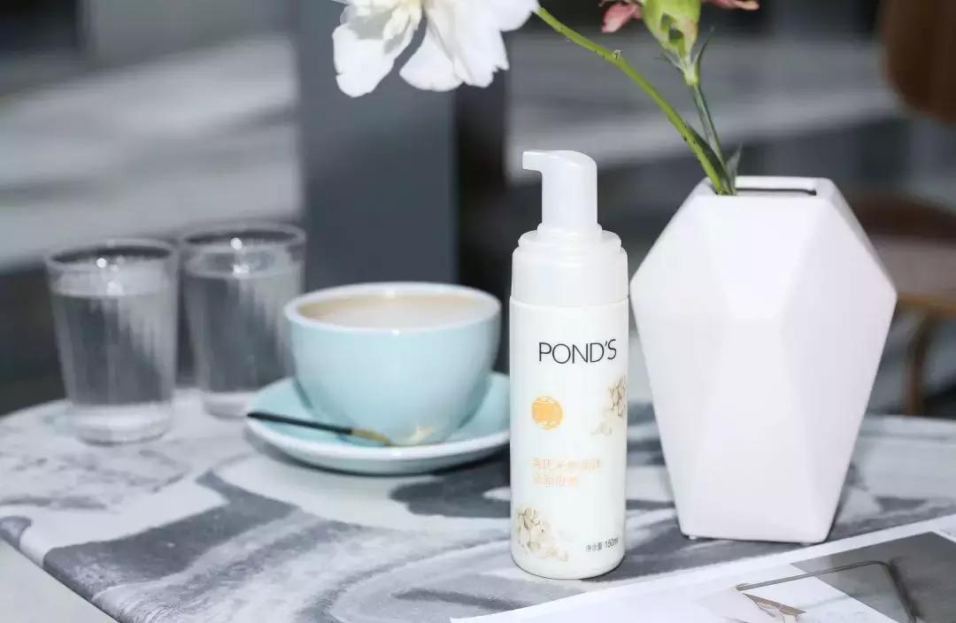 身上肤色不均匀黑一块白一块,面部肤色不均匀暗黄怎样调理