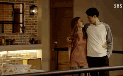 拍情色片也能爆火,他不愧是韩国国宝级男神!