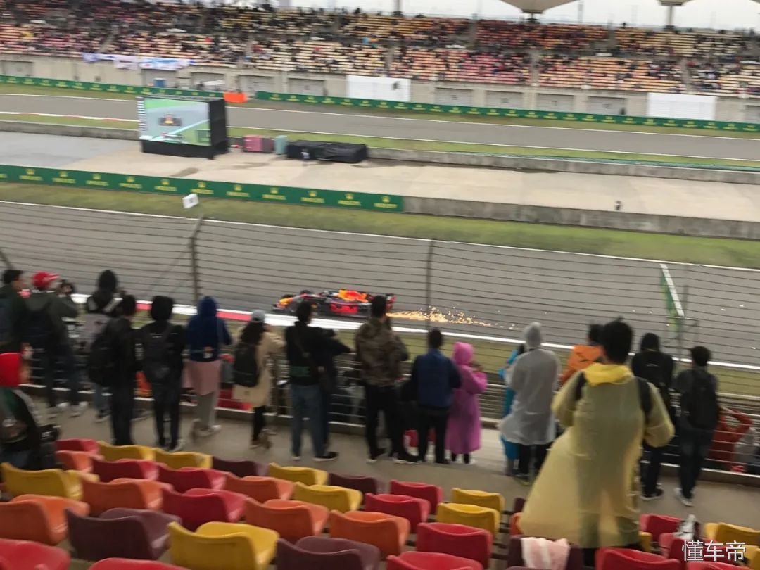 速度与激情第一次飙车视频,速度与激情美国f1大奖赛