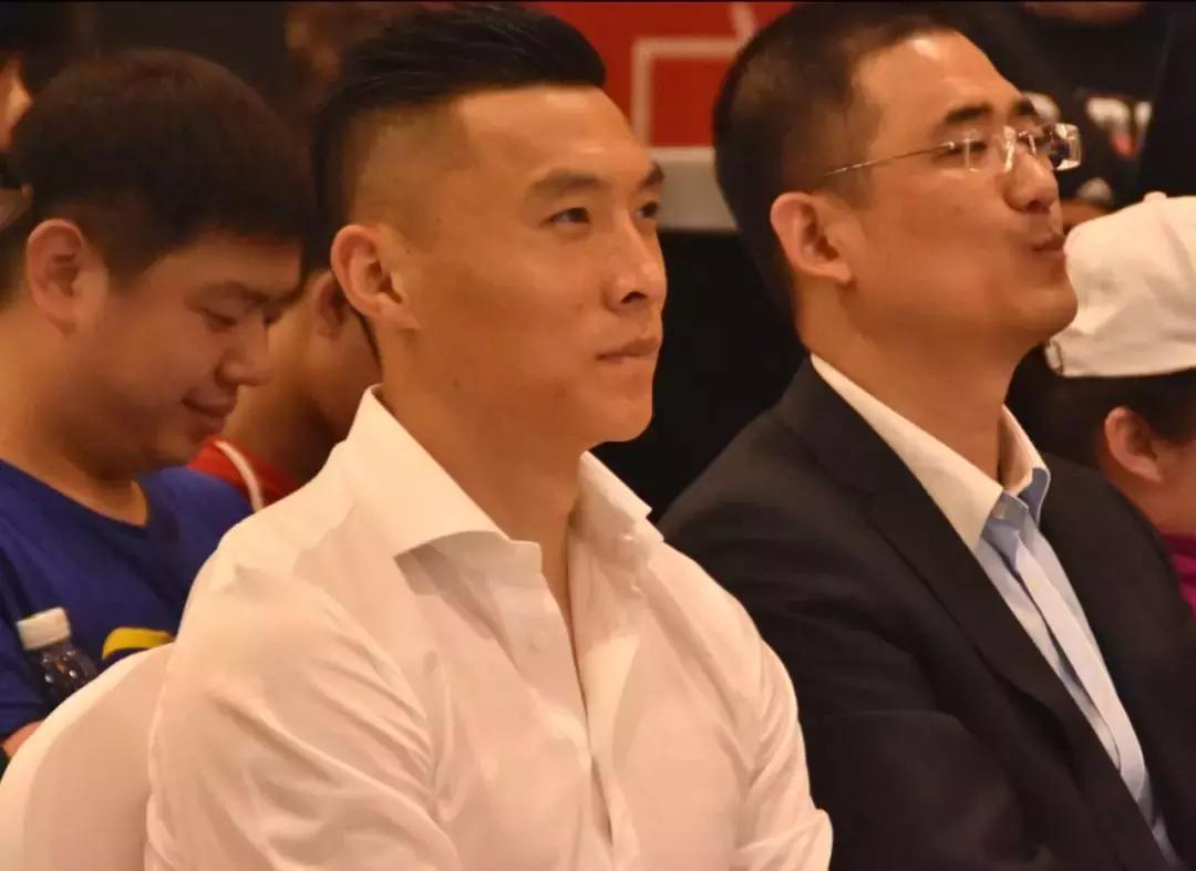 于大宝打19球视频,于大宝颠球