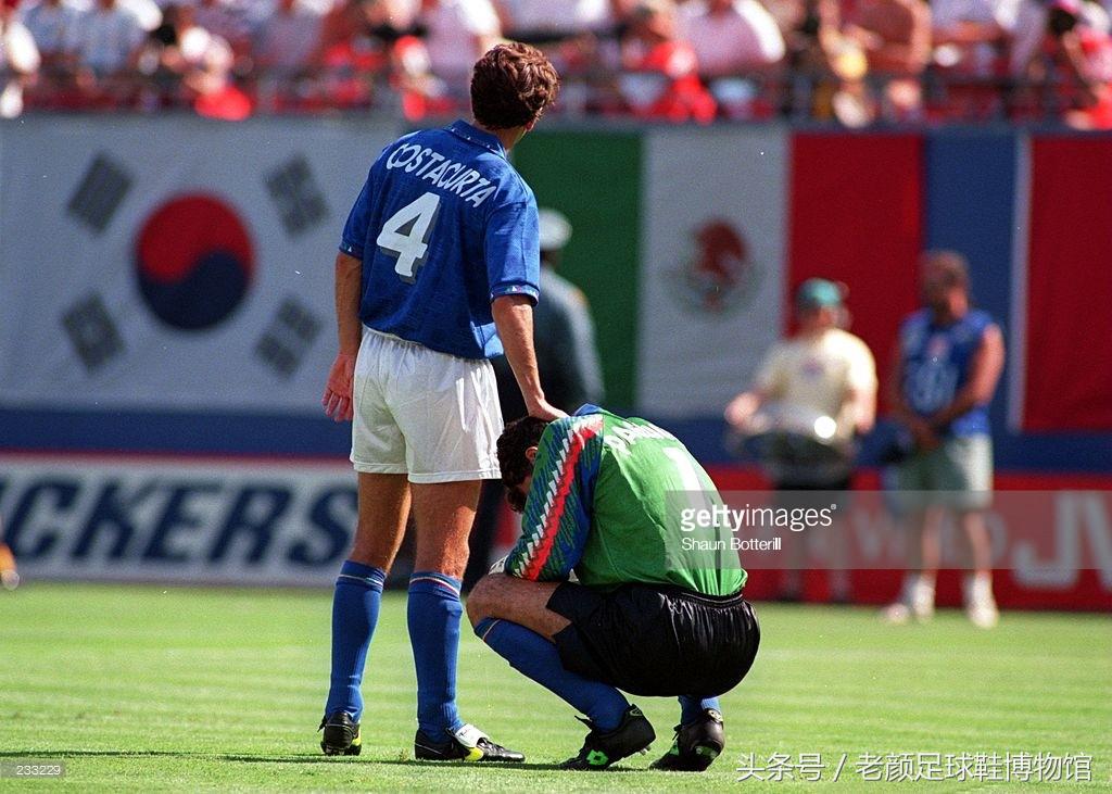 1994世界杯足球鞋回顾视频,2010世界杯足球鞋款式