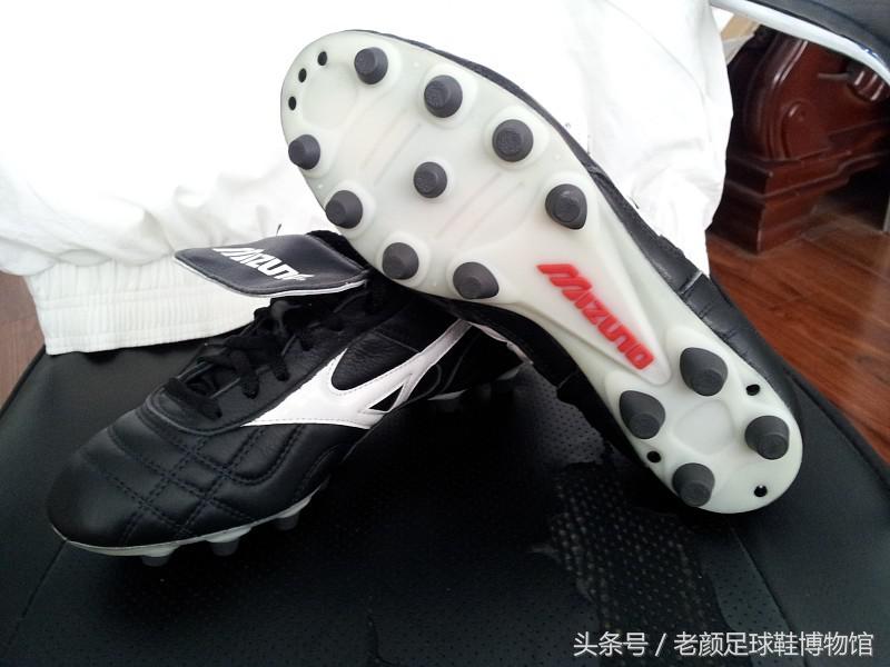 1970年世界杯足球鞋,2006世界杯猎鹰足球鞋