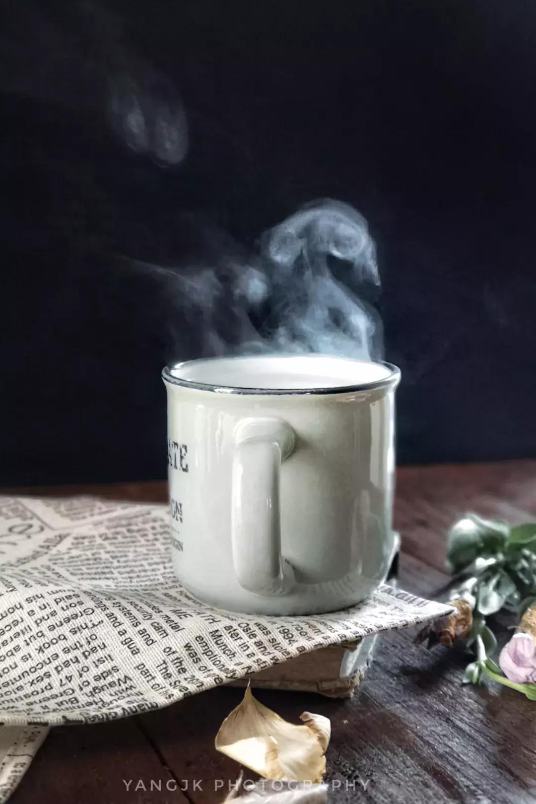 手机拍流水摄影技巧,雨天拍照片用手机怎么拍出高级感