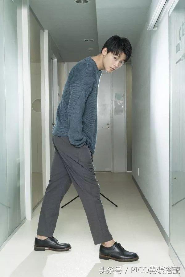 男生穿搭春休闲潮流风,告别油腻干练清爽男穿搭