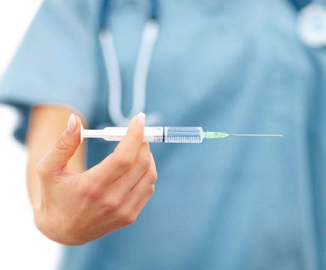 被带有铁锈刮伤手指怎么办,被带锈的东西划伤了会怎么样