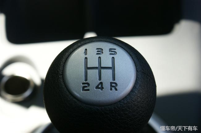 开了这么久的自动挡，你知道“+、-”档有什么用么？